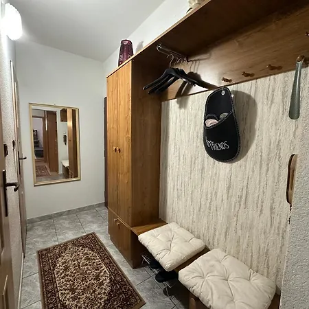 Appartement Retro With Three